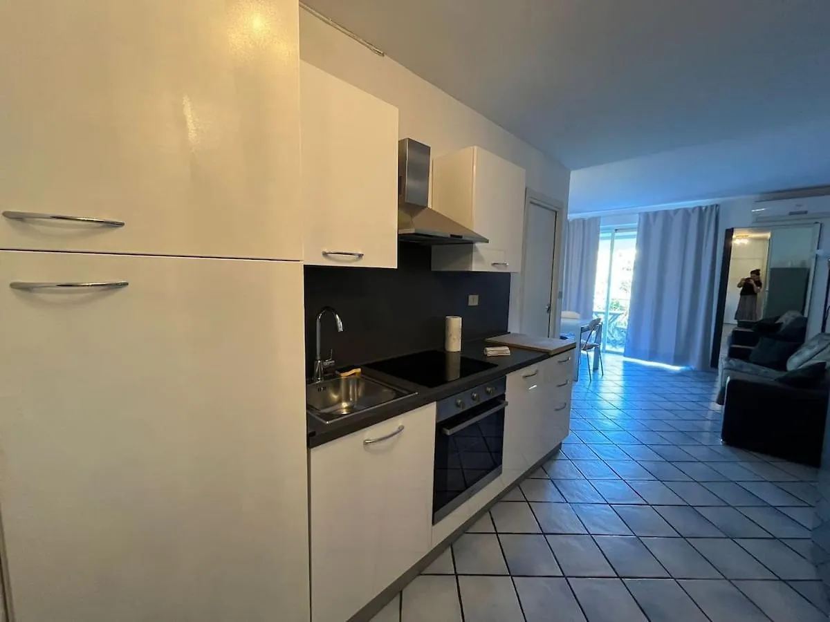 Dragonniere, Superbe 2P Vue Parc Et Piscine, Pres De Monaco Appartement Roquebrune-Cap-Martin